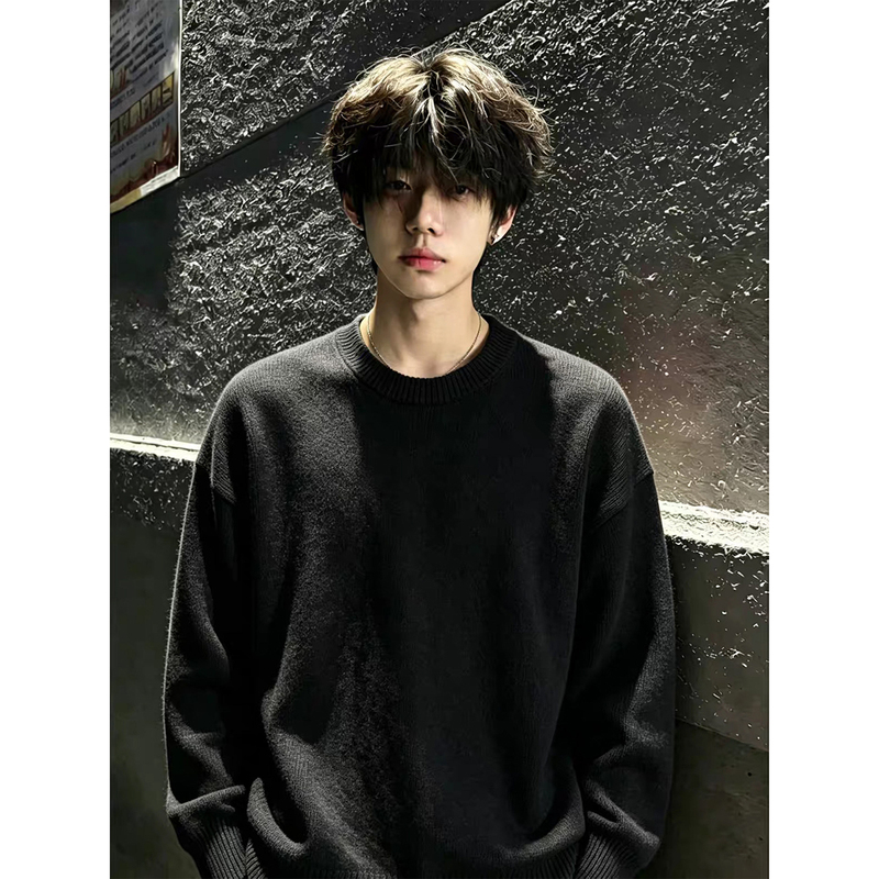 Cleanfit Black American-Style Crew Neck Sweater for Men, Spring and Autumn Base Layer, Lazy High-End Knit Cardigan Cleanfit Black American-Style Crew Neck Sweater for Men, Spring and Autumn Base Layer, Lazy High-End Knit Cardigan