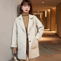 Elegant and elegant explicit temperament 2022 years Winter season New pint high-end mid-face wool with great coat and coat woman