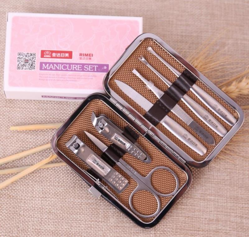 Day Beauty Chromed Fingernail Suit Manicure Nail knife Nail Knife Beauty Suit 7 pieces RM77015