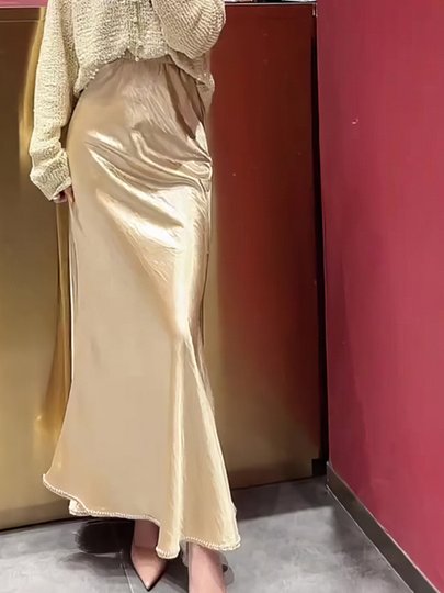 Jupe en satin d'acétate français pour femmes, nouveau tempérament, taille haute, amincissante, haut de gamme, couvrant les hanches, tendance 2025