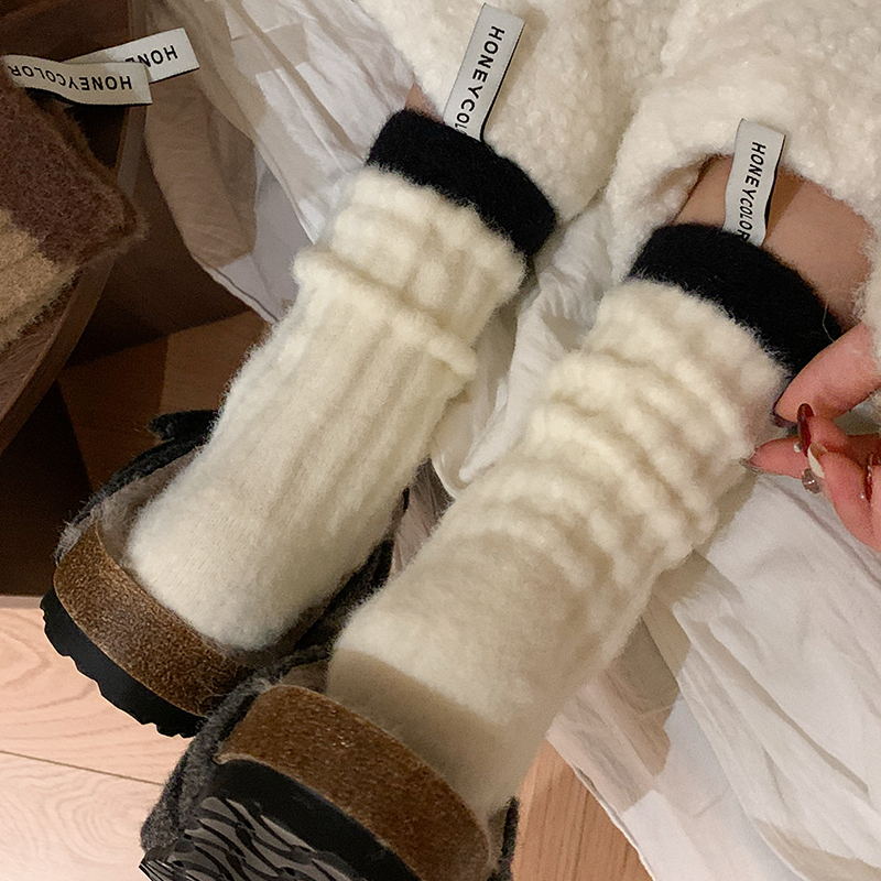 Australian Wool Thermal Socks for Women, Mid-Calf Socks, Autumn and Winter Style, Thickened and Plush, Sleep Socks with Heel Label, Winter Long Socks