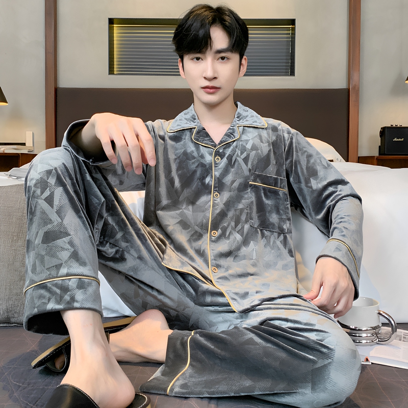 Men's Pajamas Autumn and Winter Velvet Long-Sleeve Diamond Light Luxury High-End Loungewear Spring and Autumn 2026 New Set Men's Pajamas Autumn and Winter Velvet Long-Sleeve Diamond Light Luxury High-End Loungewear Spring and Autumn 2026 New Set