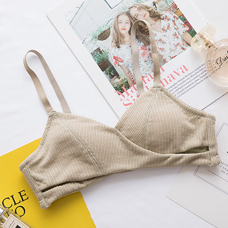 Bra set tam giác cup ngực lớn phụ nữ đồ lót nhỏ mà không thép nhẫn tụ tập trên mỏng mô hình sinh viên cô gái áo ngực nhỏ