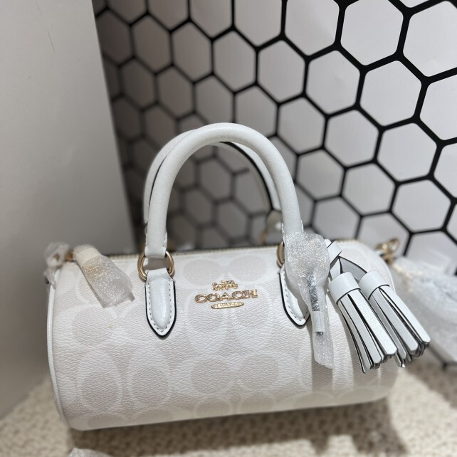 Coach New Pen Holder Bag for Women, Papillon Pillow Bag, Single Shoulder Crossbody Women's Bag, in Stock Domestically