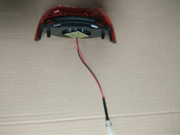 Jaguar xe đạp điện phía sau đèn hậu lắp ráp biển số phanh cảnh báo ánh sáng pin phụ tùng phụ kiện xe điện