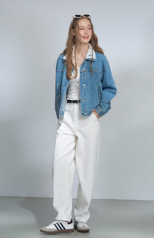 Authentic Discount Store Vintage Distressed Blue Lace Patchwork Turn-Down Collar Denim Jacket Loose Fit Women's Jacket Authentic Discount Store Vintage Distressed Blue Lace Patchwork Turn-Down Collar Denim Jacket Loose Fit Women's Jacket