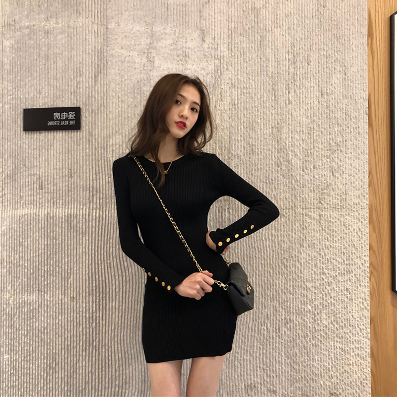 Black Knit Foreign Dress Lady Autumn Winter 2022 New Cashew Slim Long Sleeves Sexy Tight Fit Bottom Bag Hip Skirt