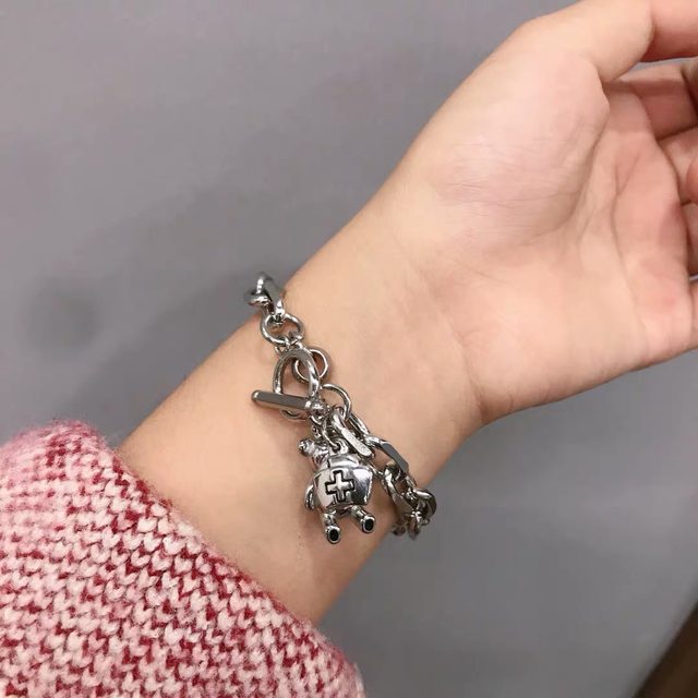 Punk hip-hop dark nurse hat bear titanium steel non-fading bouncy girl bracelet ins trendy cool style