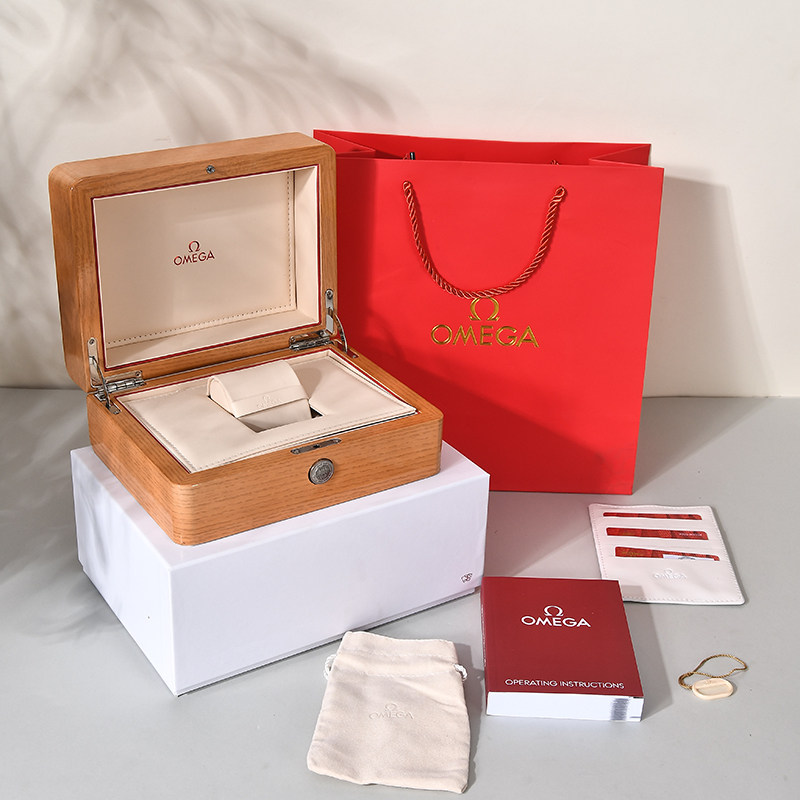 Omega Watch Box Counter Box Omega Seamaster Constellation Butterfly Pine Wood Original Packaging Gift Storage Box