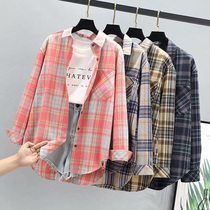 Plaid shirt female Hong Kong flavor retro loose casual Academy style outside wear top 2020 spring and summer new classic shirt