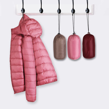 女士轻薄短款修身羽绒服儿童男款