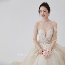 Mirage - New long sleeve lace bride luxury Baroxon-tied puffed skirt Crystal Princess big tail main wedding dress