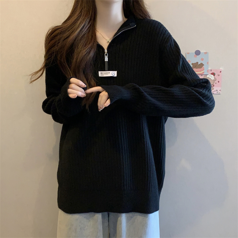 Plus-Size Women's Knitwear for Spring and Autumn 2026, Loose Fit, Slimming, Tummy-Covering Top, Casual Style Base Sweater