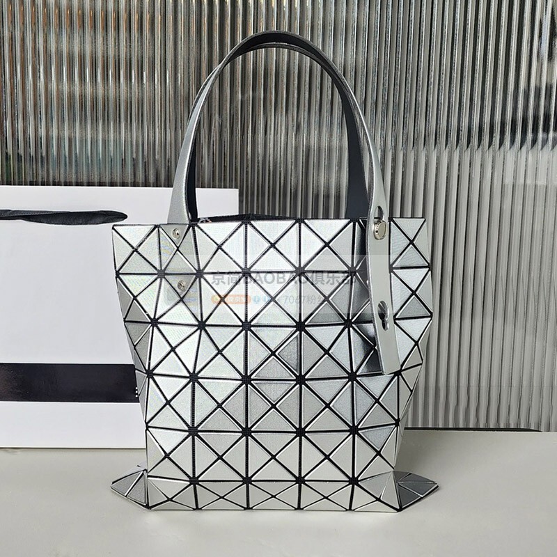 Japanese Quilted Bag Platinum Coffret 7×7 Grid Handbag Shoulder Tote Bag Seven-Grid Quilted Women's Bag Japanese Quilted Bag Platinum Coffret 7×7 Grid Handbag Shoulder Tote Bag Seven-Grid Quilted Women's Bag