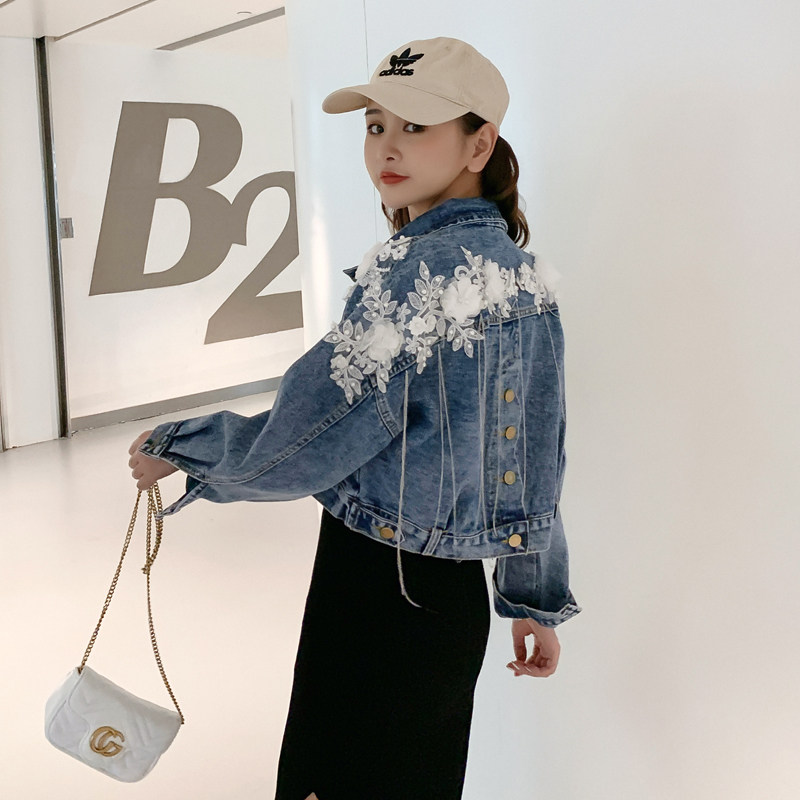 2020 spring and autumn new Korean style three-dimensional flower embroidery chain tassel loose bat sleeve denim short coat jacket