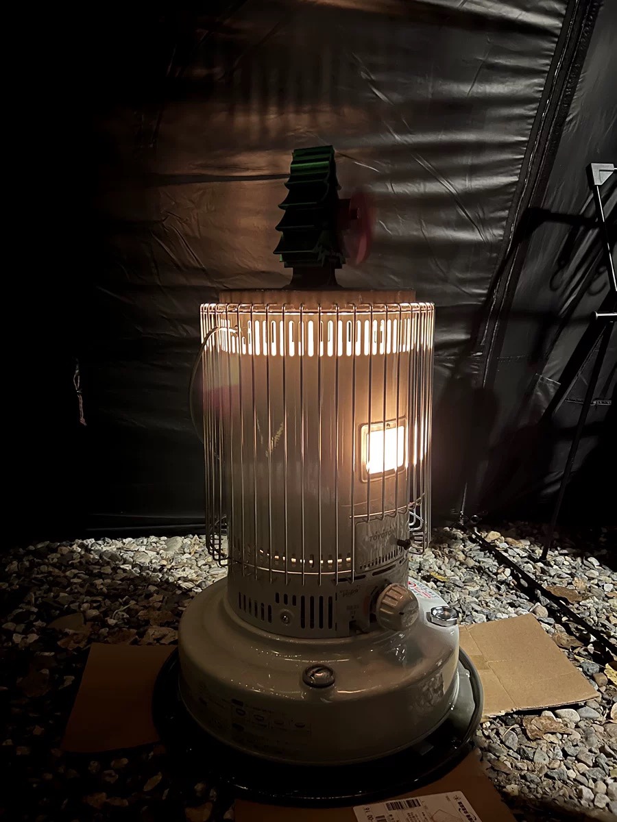 Japan TOYOTOMI Toyotomi heating furnace wick furnace KS-67H home outdoor camping heater