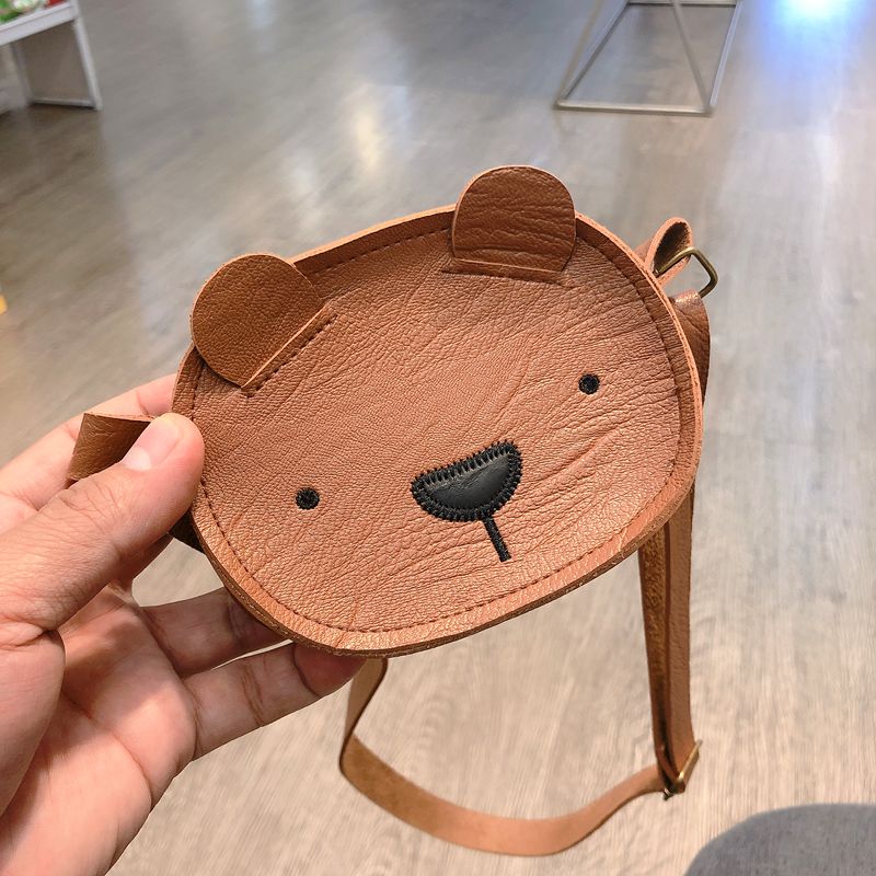 Children's casual small bags Toddler baby mini cartoon bear messenger bag Boys and girls hundred matching accessories bags