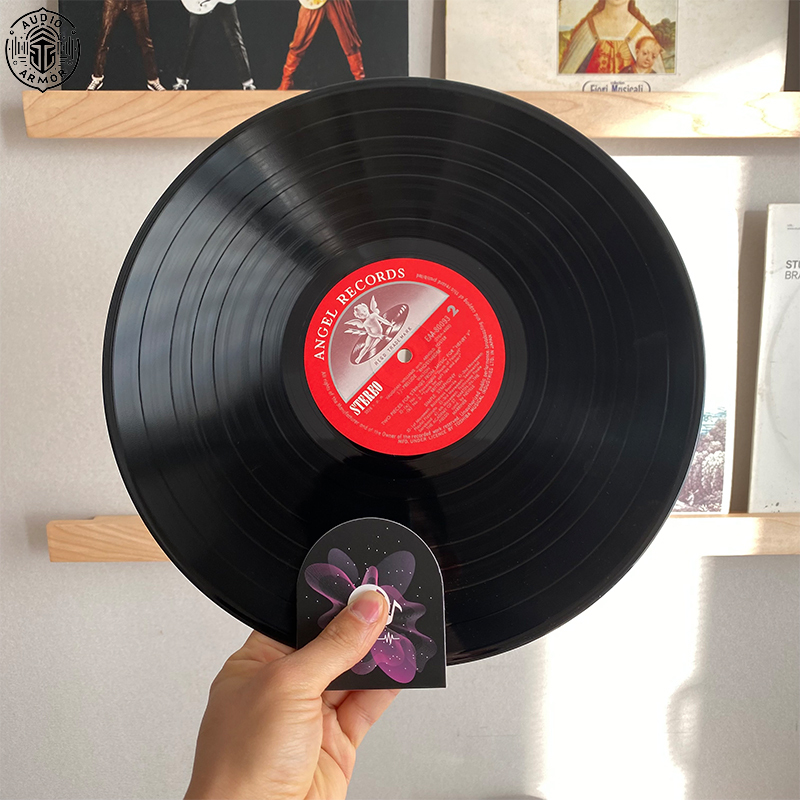Vinyl Record Holder for Cleaning and Protecting Records | Music Armor | No-Fingerprint Vinyl Record Holder Vinyl Record Holder for Cleaning and Protecting Records | Music Armor | No-Fingerprint Vinyl Record Holder