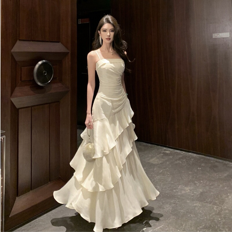 Japanese Gp Niche Luxury High-End Spaghetti Strap Dress Fishtail Birthday Gown Floor-Length Maxi Dress with a Sense of Sophistication