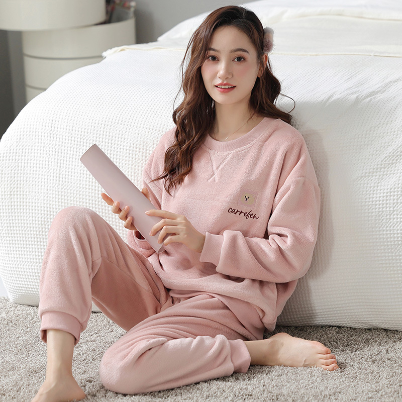 Coral Velvet Pajamas for Women in Autumn and Winter, Thickeneded and Velvet-Lined, Flannel, Cute Cartoon Casual Warm Home Clothes Set, Winter Coral Velvet Pajamas for Women in Autumn and Winter, Thickeneded and Velvet-Lined, Flannel, Cute Cartoon Casual Warm Home Clothes Set, Winter