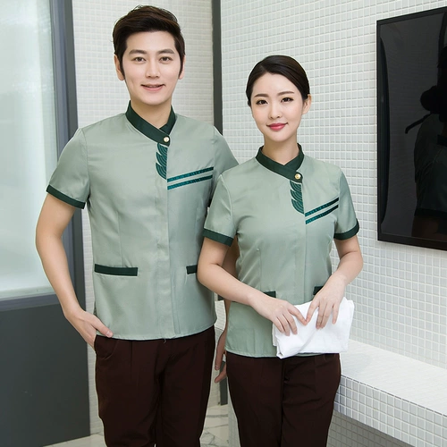 Уборка уборки короткая -уборка для чистки рабочих рабочих рабочих услуг летняя уборка в тренас.