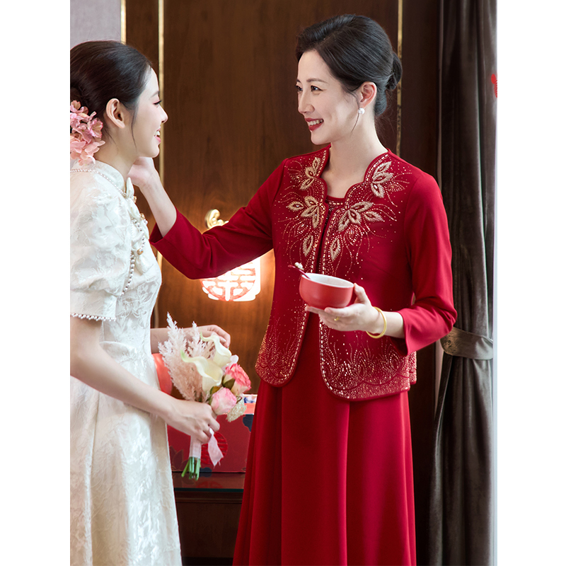 Mother-In-Law's Wedding Banquet Outfit 2026 New Style Wedding Two-Piece Dress Plus Size Mother's Wedding Banquet Cheongsam Wedding Dress