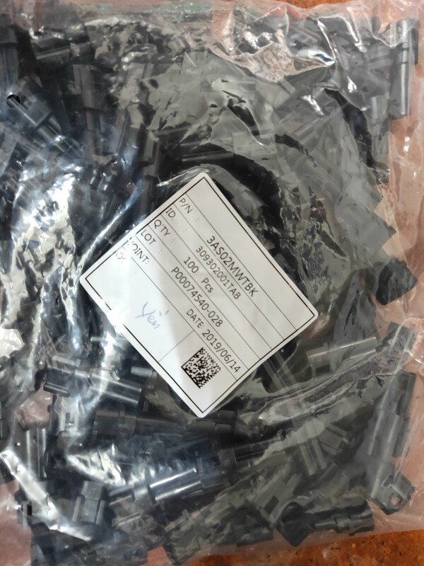 Hulian 3As02Mwtbk 309302001Tab Connector Automotive Socket Soft Shell Accessories