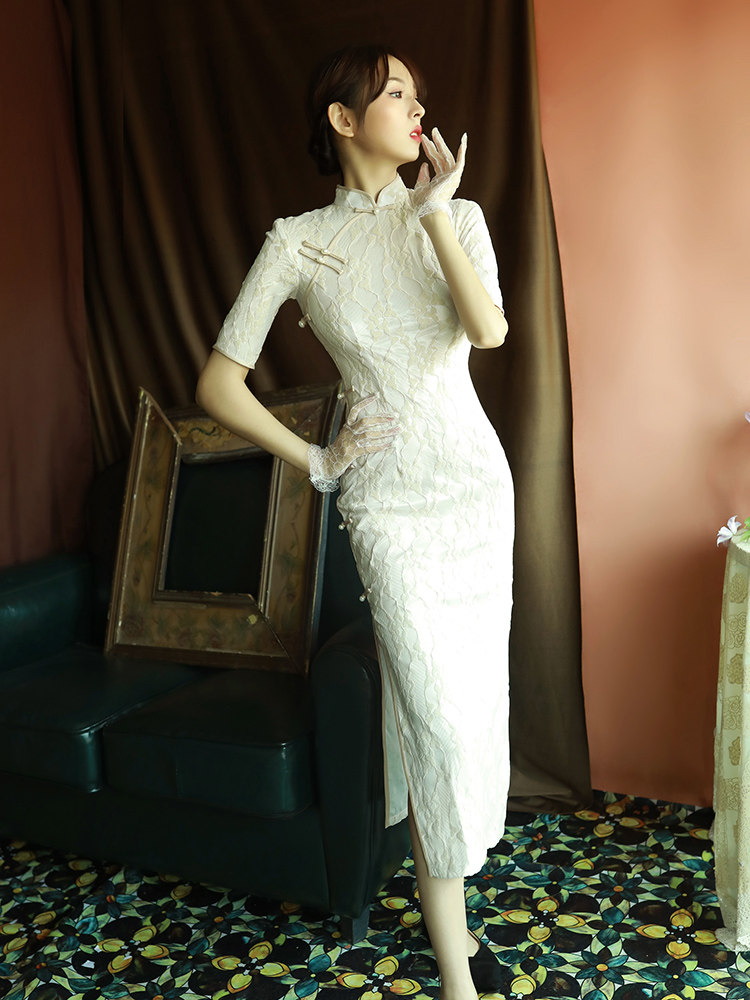 White cheongsam 2020 new temperament fashion young girl improved version of daily life dress dress woman