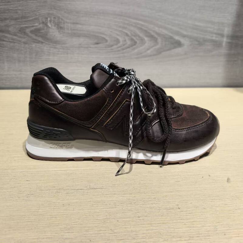 New Balance Nb26 New Model Women's Breathable and Wear-Resistant Sports Casual Shoes Dark Brown W574Hm New Balance Nb26 New Model Women's Breathable and Wear-Resistant Sports Casual Shoes Dark Brown W574Hm