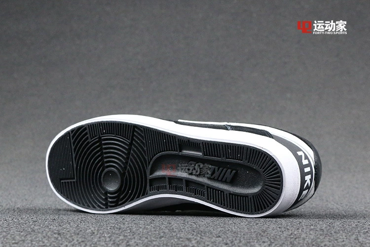 [42 người chơi thể thao] Giày trượt ván  SB Delta Force Vulc 942237-010 002 - Dép / giày thường