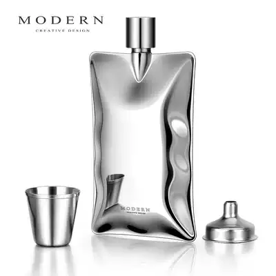 German imported creative 316 stainless steel mini flagon portable metal outdoor 3 two half high-grade wine Ware