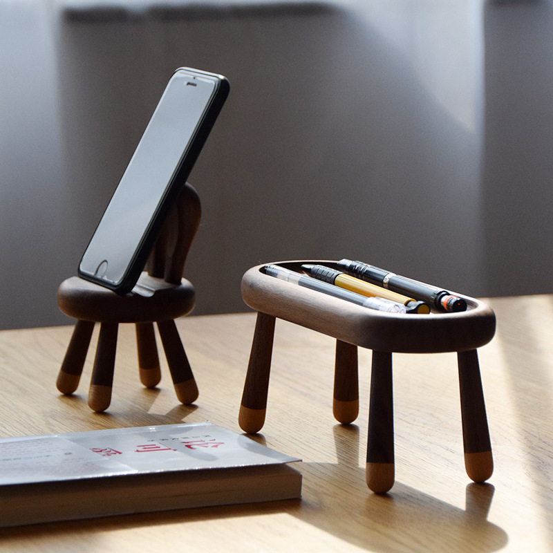 Creative Cute Pure Artisanal Small Rabbit Chair Hands Rack Bench Styling Ipad Tablet Desktop Phone Holder Gift