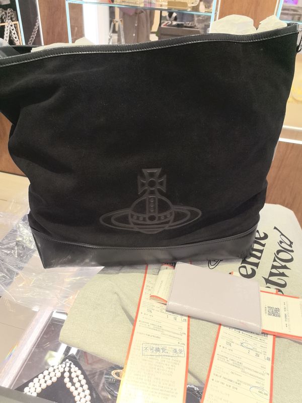 Korean Brand Vivienne Westwood Queen Mother Saturn Suede Hobo Tote Bag Shoulder Crossbody Bag Korean Brand Vivienne Westwood Queen Mother Saturn Suede Hobo Tote Bag Shoulder Crossbody Bag