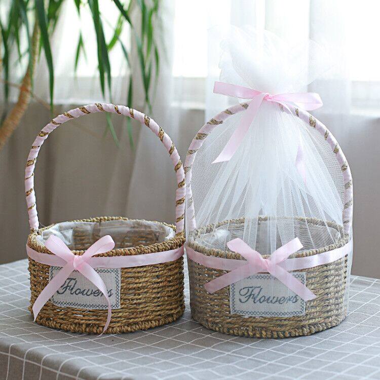 Baby full moon 100-day feast with hand gift female bridesmaid birthday return gift wedding practical wedding hand-held flower basket empty gift box