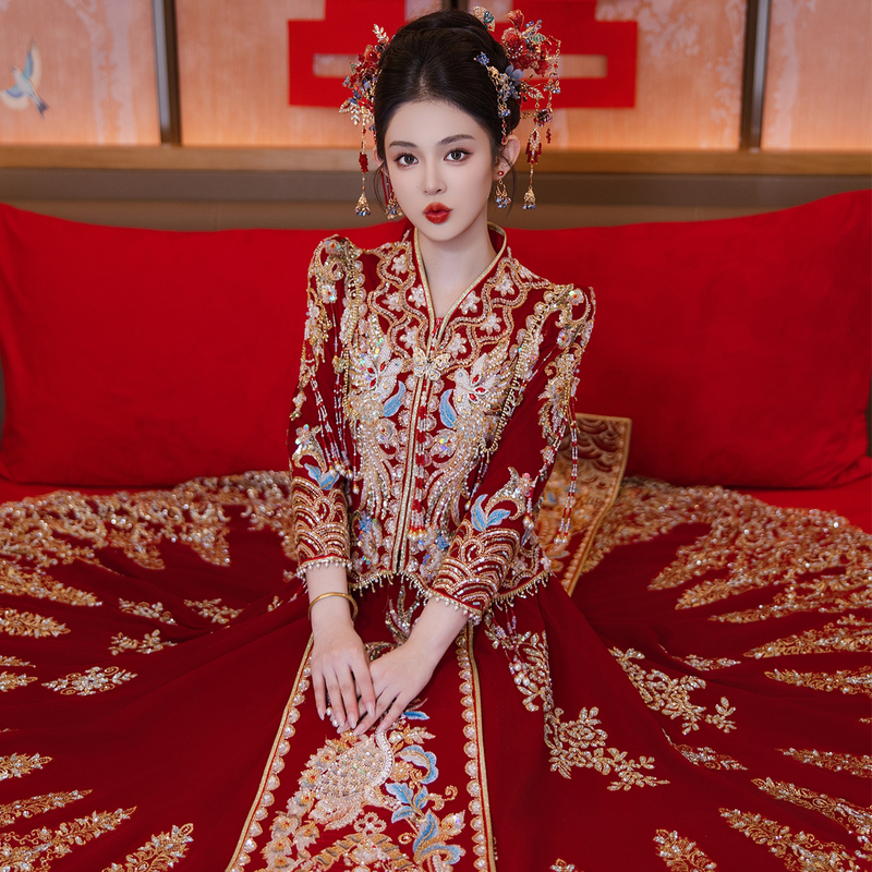 Heavy Velvet Xiuhe Dress 2026 New Style Bride's Chinese Wedding Dress Slim Fit Flattering Wedding Attire for the Bride's First Toast Heavy Velvet Xiuhe Dress 2026 New Style Bride's Chinese Wedding Dress Slim Fit Flattering Wedding Attire for the Bride's First Toast