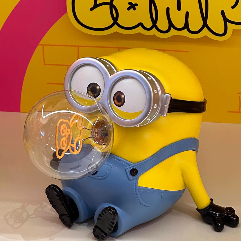Trendy Minions Bob Bubble Lamp Table Lamp Ornament Bedside Lamp Home Desktop Niche Creative Peripheral Gift