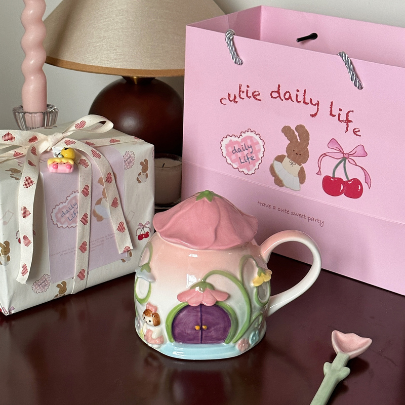 Flower House Ceramic Cup, Exquisite Girly Pink Mug, Practical and Beautiful, Birthday Gift, Wedding Souvenir Flower House Ceramic Cup, Exquisite Girly Pink Mug, Practical and Beautiful, Birthday Gift, Wedding Souvenir