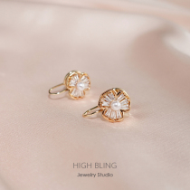 Original mosquito coil plate ear clip without ear holes female wild commuter zircon clover stud earrings female s925 silver needle