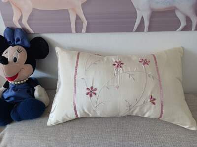 Export embroidered waist pillowcase, cushion pillowcase, pillow, car office model room 30x50cm single item clearance, no core included