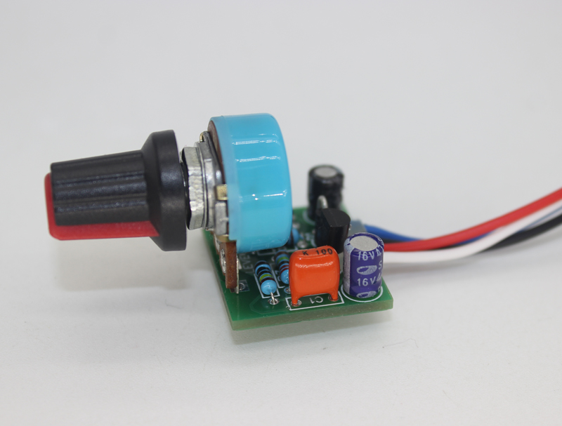 DIY hand - hand electric guitar single - block effect quiet Boost incentive to improve single - board