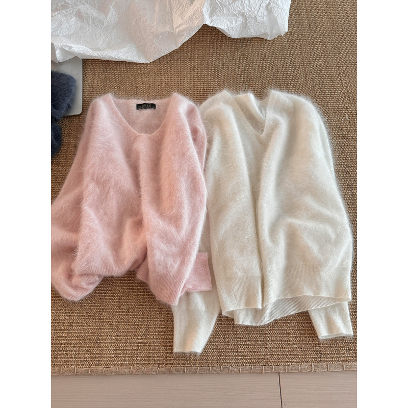 Cashmere Brushed V-Neck Knit Sweater, Loose and Relaxed, Wool with a High-End Feel, Versatile Base Layer, Korean Style Cashmere Brushed V-Neck Knit Sweater, Loose and Relaxed, Wool with a High-End Feel, Versatile Base Layer, Korean Style