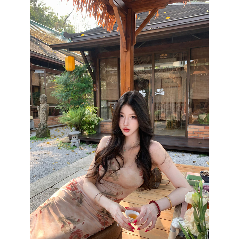 【Fart Shop】Iris Flower Language Large V-Neck Slim Fit Strap Dress for Women Spring/Summer Slit Mid-Length Dress