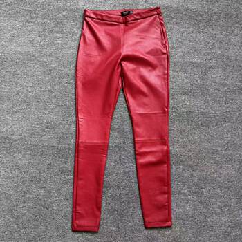 Foreign trade last stock out of stock women's autumn tight leather pants thin velvet warm little feet women's micro-elastic pu leather pants nine-point pants Foreign trade last stock out of stock women's autumn tight leather pants thin velvet warm little feet women's micro-elastic pu leather pants nine-point pants