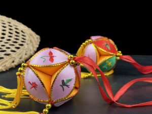 6cm Three-Month Festival Embroidered Ball, Guangxi Zhuang Ethnic Jingxi Jiuzhou Pure Handmade Ethnic Crafts Car Hanging