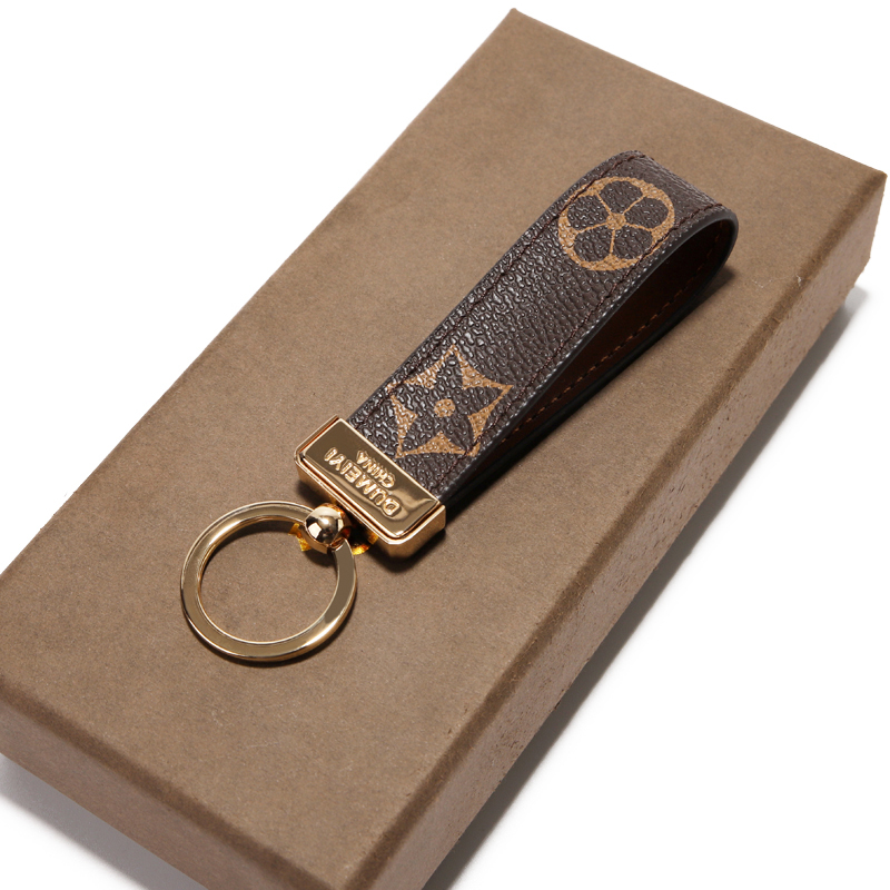 Cowhide Car Keychain, European and American Big-Name Key Pendant, Genuine Leather High-End Keychain Ring Chain for Men and Women