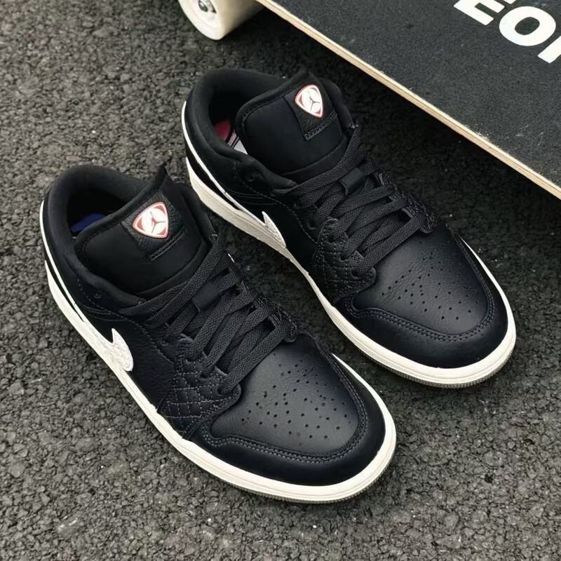 Air Jordan1 Nike Genuine Retro Trendy Fashion Versatile Sports Casual Sneakers Io2047-001 Air Jordan1 Nike Genuine Retro Trendy Fashion Versatile Sports Casual Sneakers Io2047-001