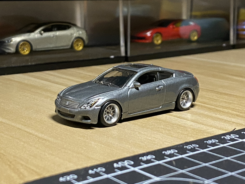 1/64 Infiniti G37S Coupe Two-Door Matchbox Alloy Car Model Collection Ornament Holiday Gift 1/64 Infiniti G37S Coupe Two-Door Matchbox Alloy Car Model Collection Ornament Holiday Gift