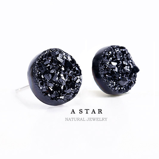 A STAR American crystal stud earrings round male and female students simple imported quicksand black 925 sterling silver personality trend