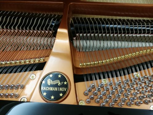 Cây đàn piano Grandmanmanov GP170 yamaha ydp 143