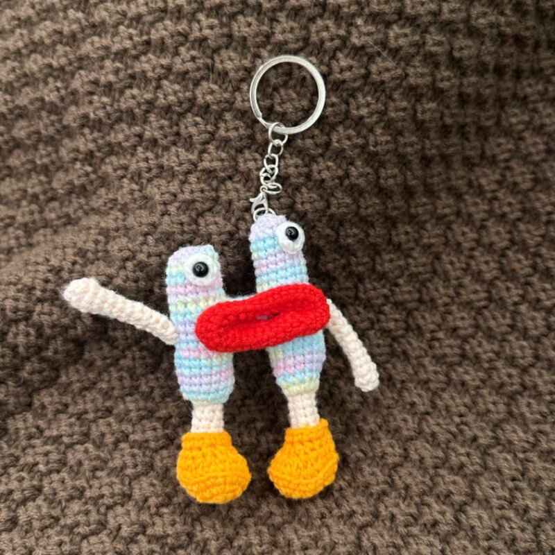 Handmade Crocheted Finished Letter Keychain Air Volleyball Letter Q Keychain Bag Hanging